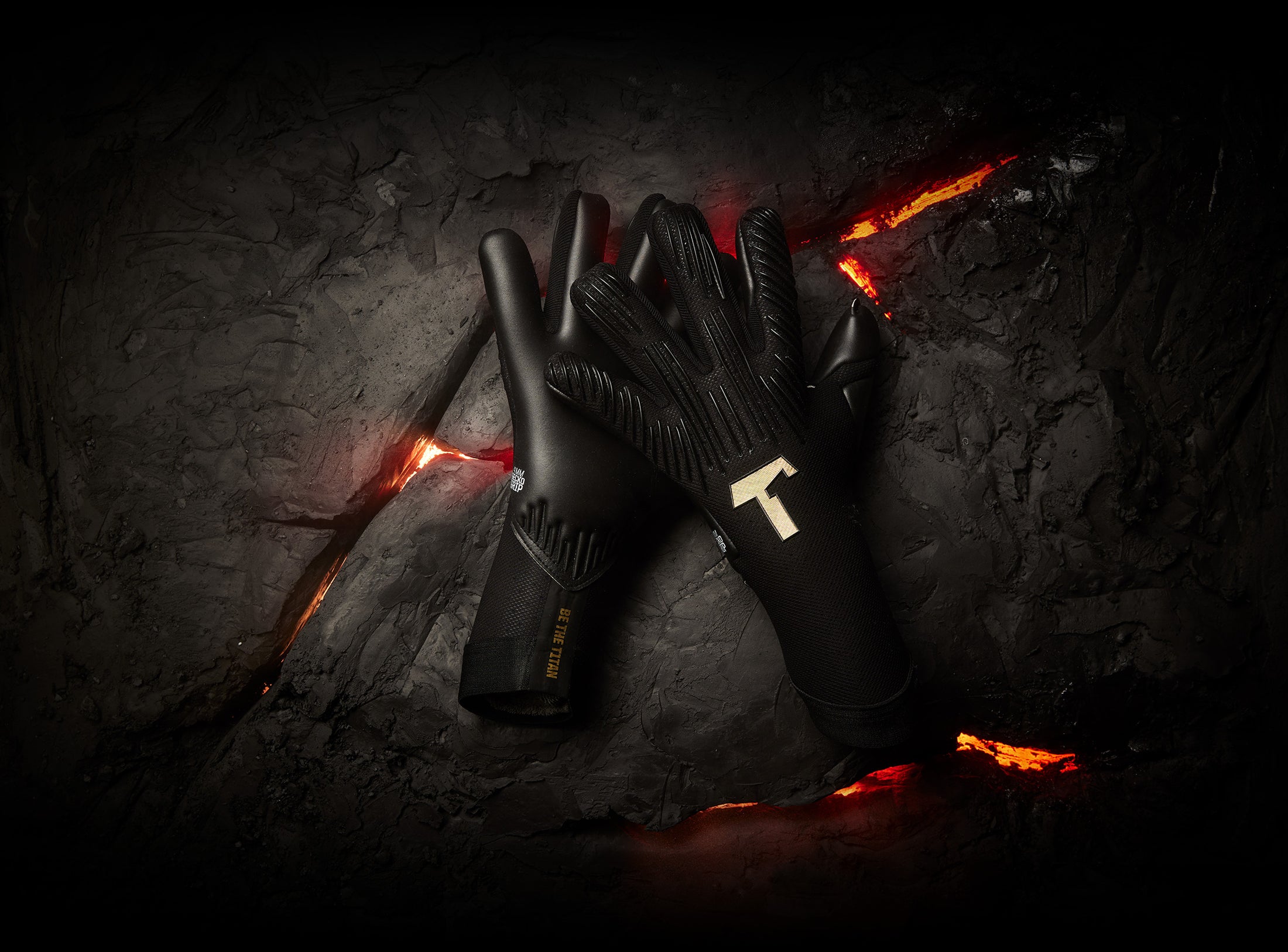Rebel 2.0 Black-Out